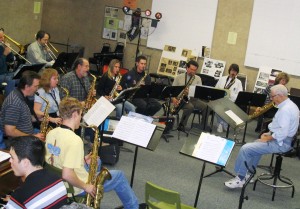 fischer_coc_jazz_rehearse_112304 053 Studio Jazz Ensemble directed by Dirk Fischer, COC, Nov. 23, 2004. Photo: Stephen K. Peeples